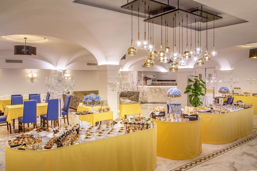 Hotel Shangri-La Roma 8/60