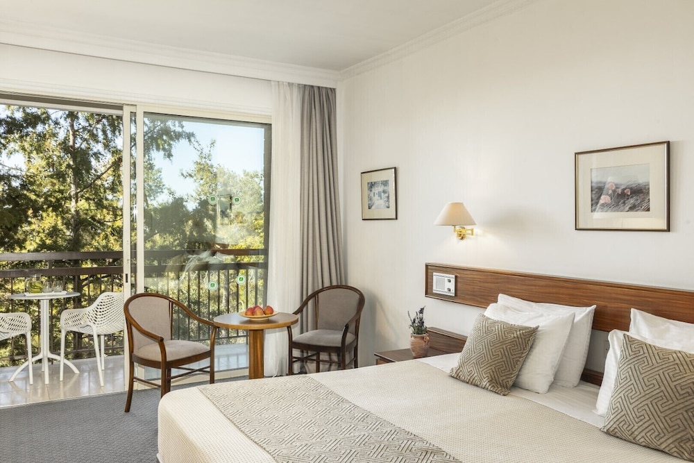 Forest Park Hotel 45/65