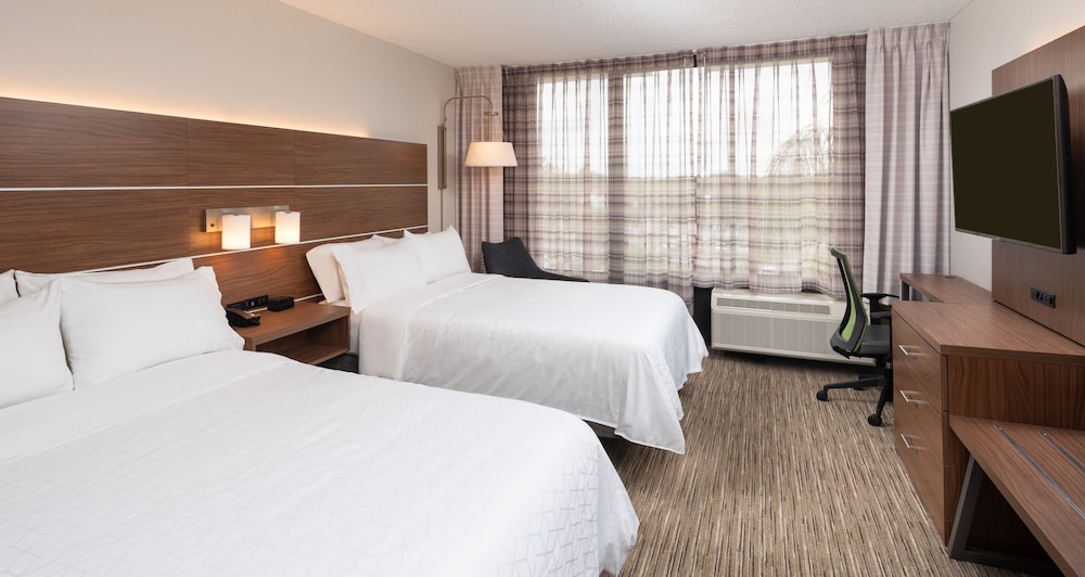Holiday Inn Express Boca Raton-West 18/60
