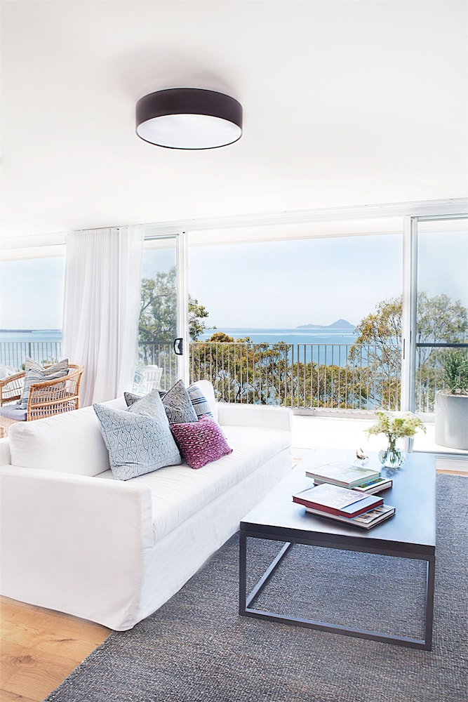 Bannisters Port Stephens 48/72