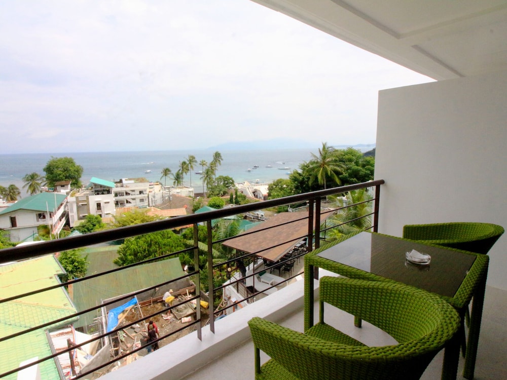 Manarra Seaview Resort 61/67