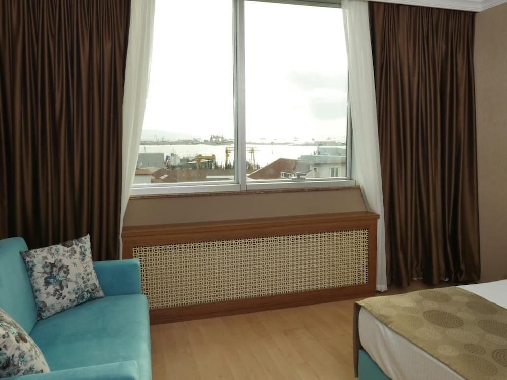 Golden Lounge Hotel 27/42