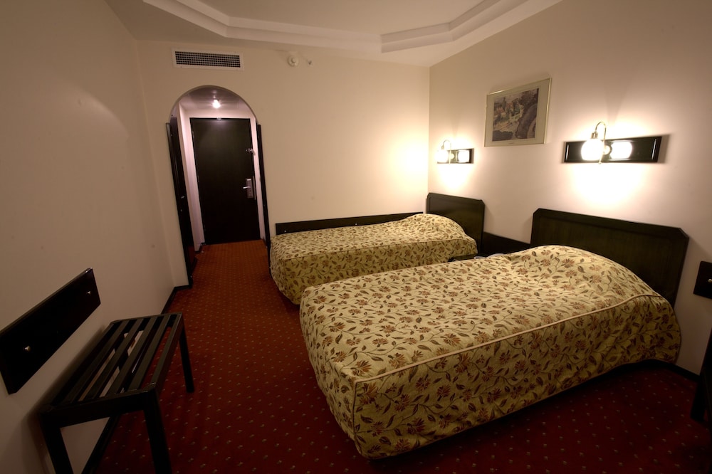 ECONOMY, DOUBLE BED