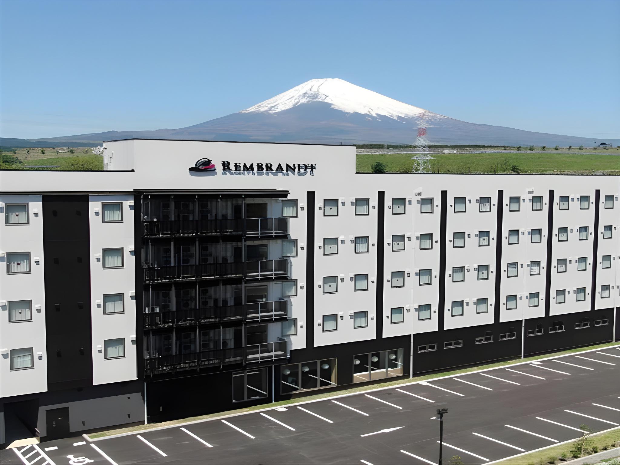 Room, Twin Beds, Mt Fuji Side