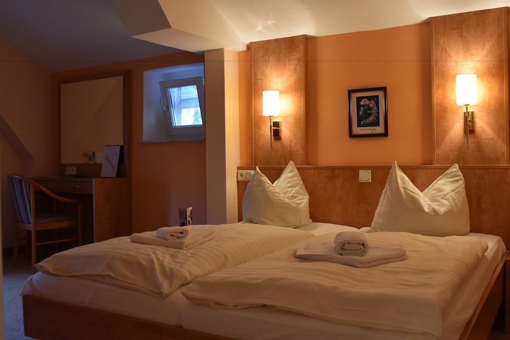 Hotel am Bahnhof 4/38