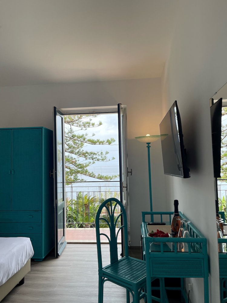 Hotel Baia Delle Sirene 49/80