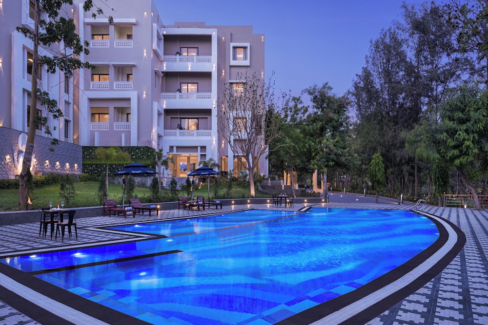 Essentia Luxury Resort & Spa Udaipur 35/61