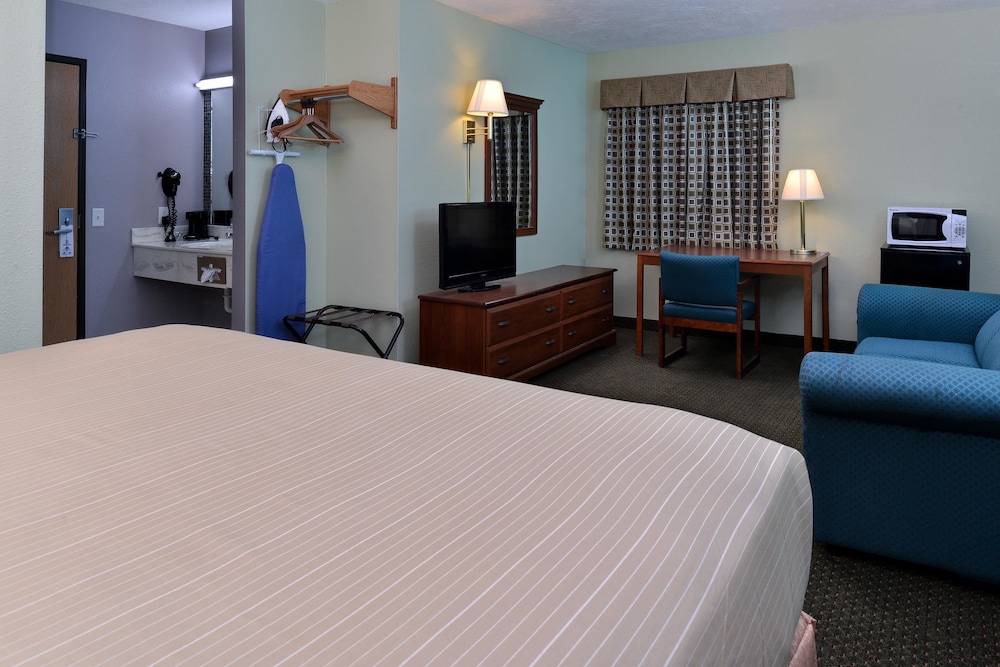 Americas Best Value Inn Seymour 16/26