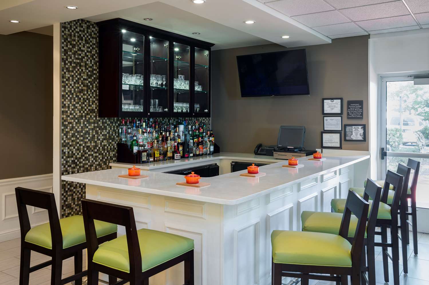 restaurant cafeteria