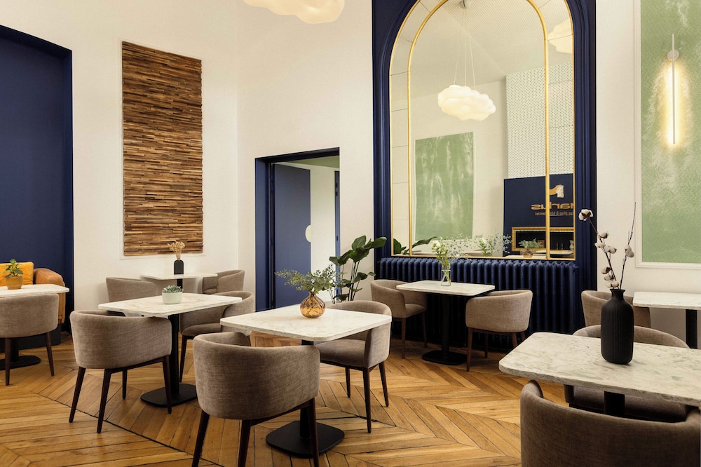 Hotel 21 Foch 28/50