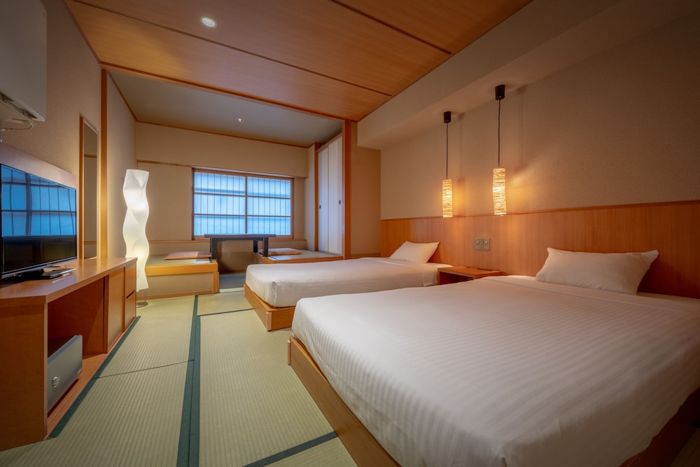 Japanese Western, Twin Beds