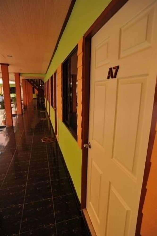 Magic House Hostel 15/22