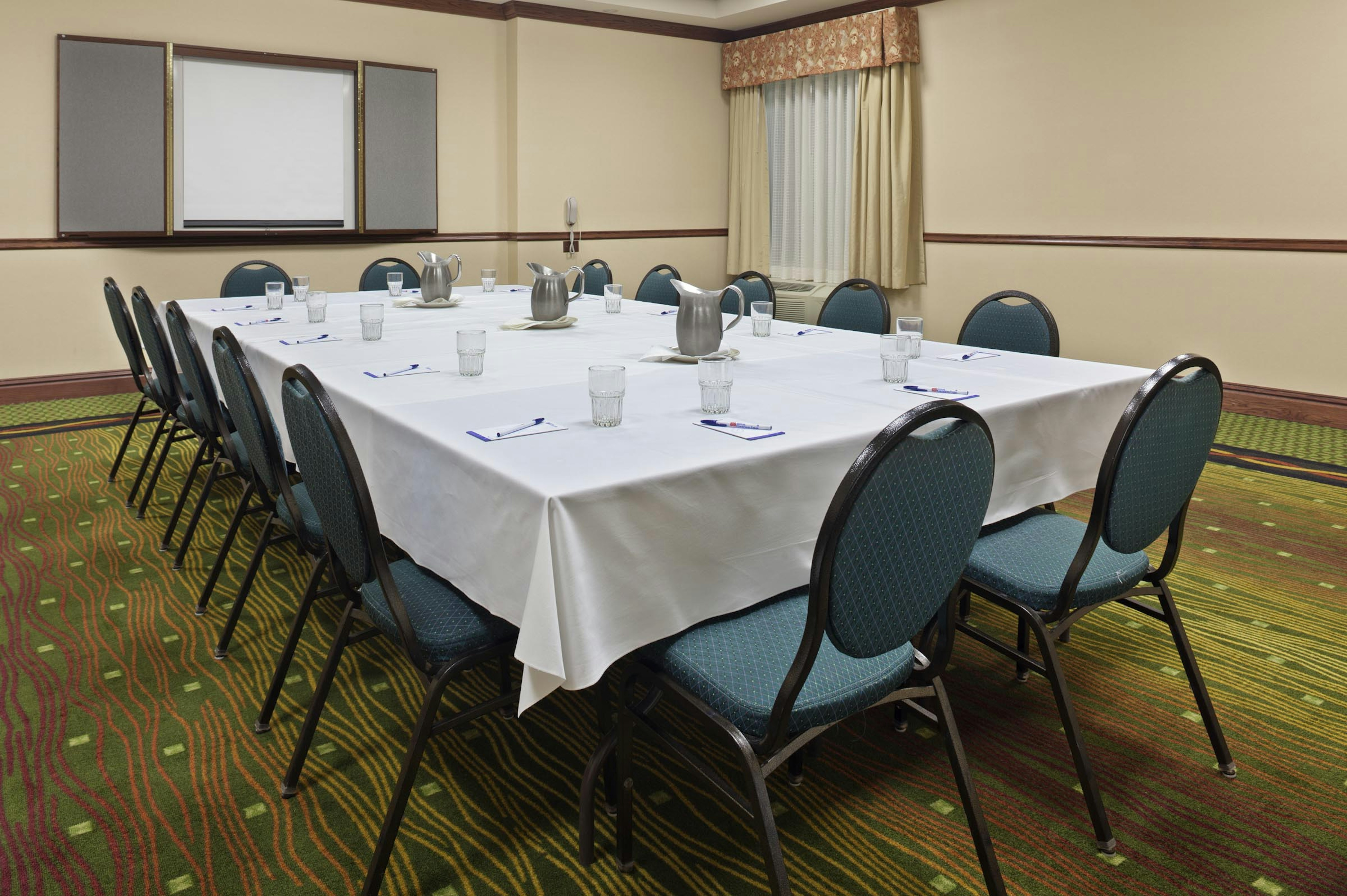 Hilton Garden Inn Independence 50/57