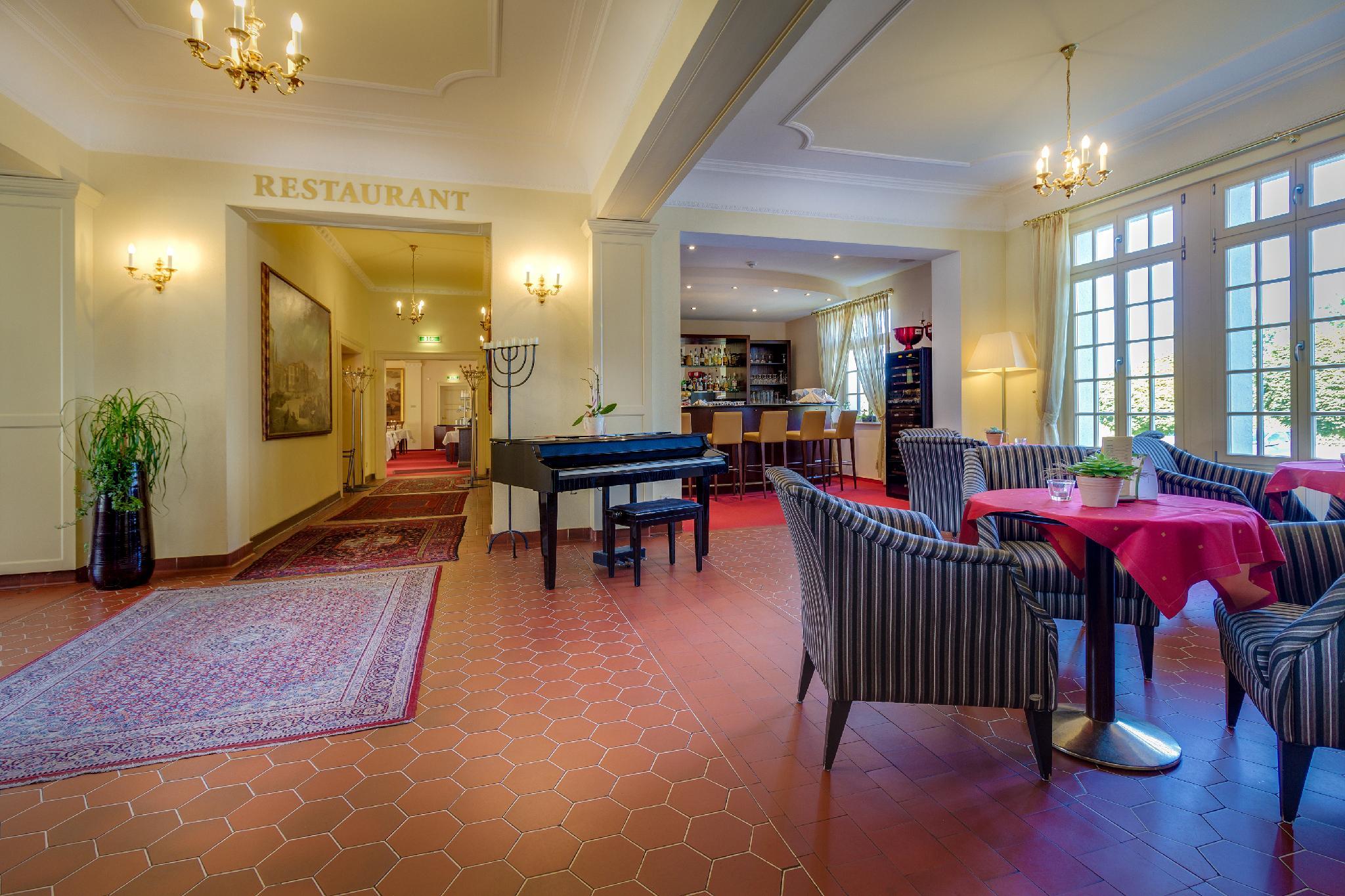 Seehotel Grossraeschen 10/32