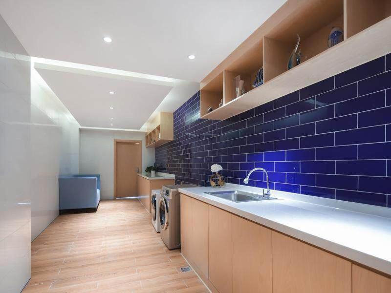 Kyriad Marvelous Hotel (Suzhou Wujiang People's Square) 6/29