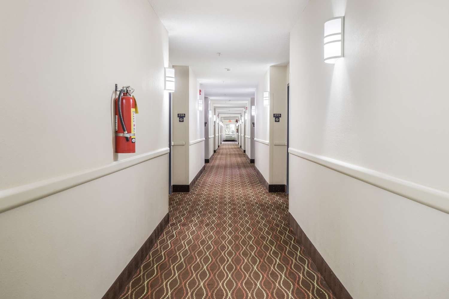 Econo Lodge Morristown West 12/19