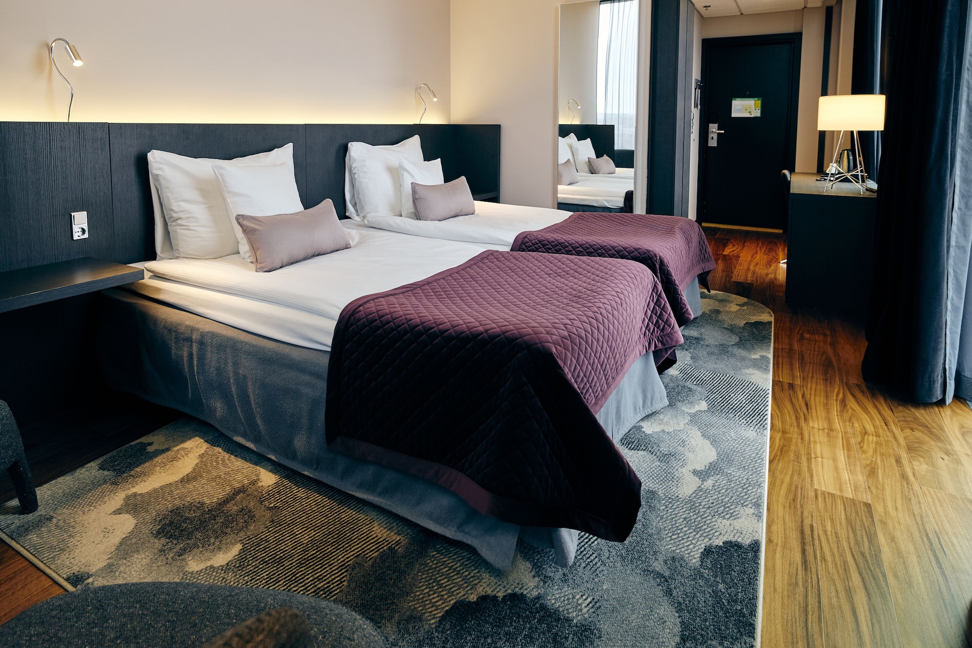 STANDARD, TWIN BEDS