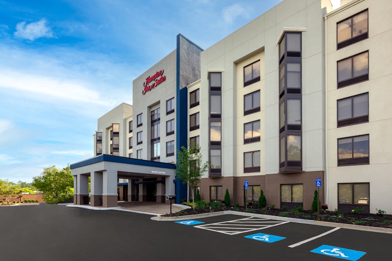 Hampton Inn Alpharetta Roswell Ga 37/42