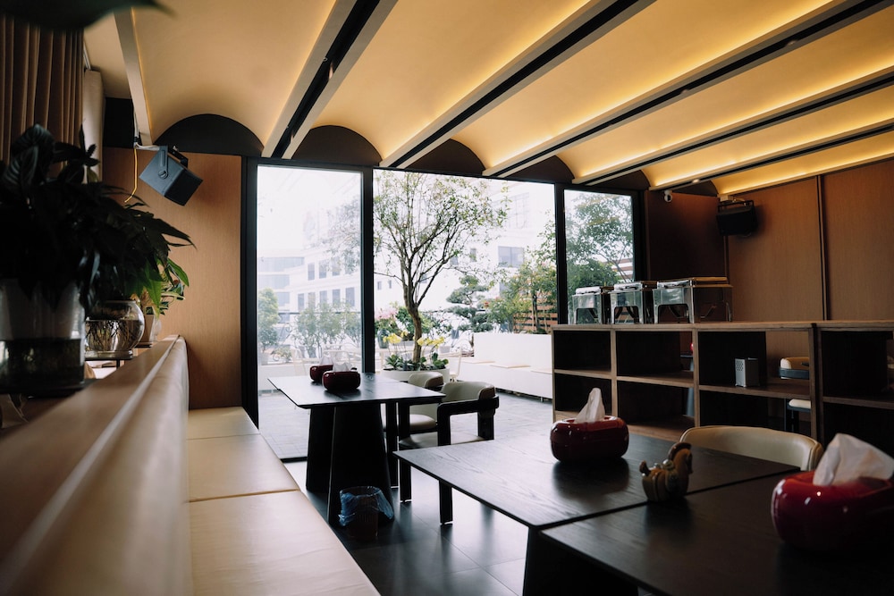Gilson Hanoi Hotel 21/32