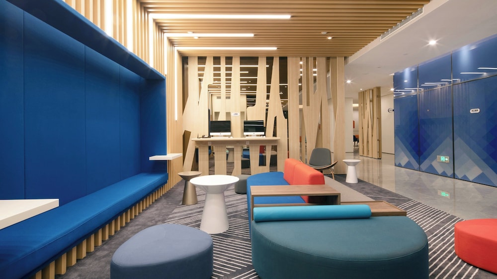 Holiday Inn Express Shanghai Hongqiao North 50/70