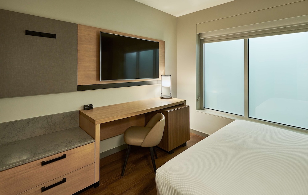 Hyatt Place Toronto Brampton 16/50