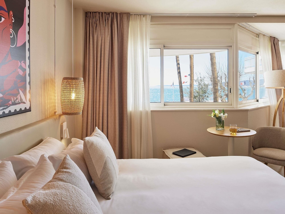 Mercure St Raphael Centre Plage 11/49
