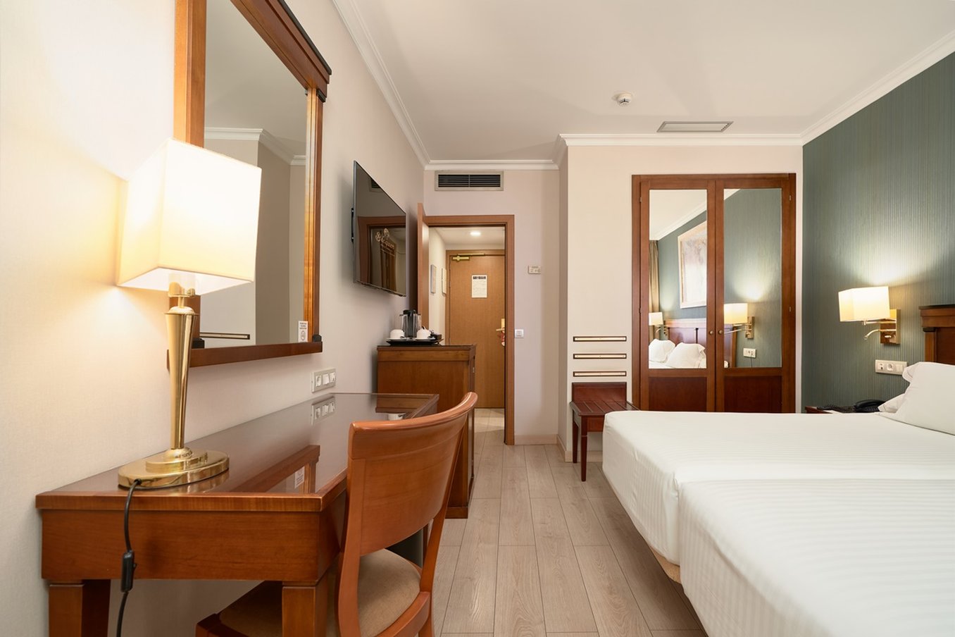 Becquer Hotel 19/59