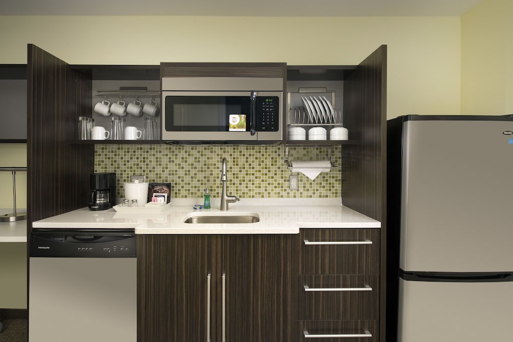 Lobby at Home2 Suites By Hilton Denver International Airport, DENVER - CO
