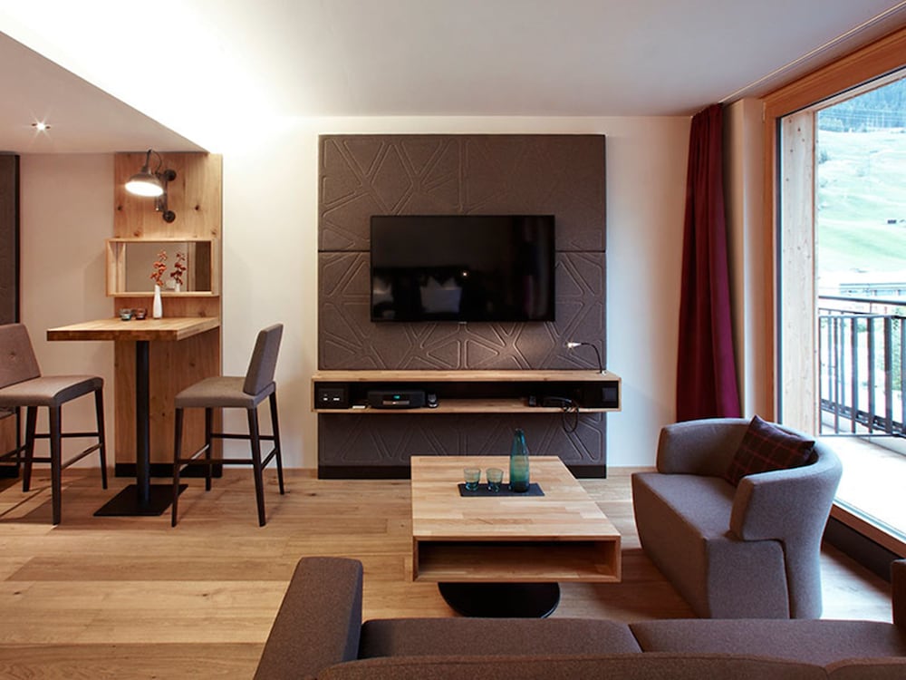 ANTHONY'S LIFE&STYLE HOTEL 34/50