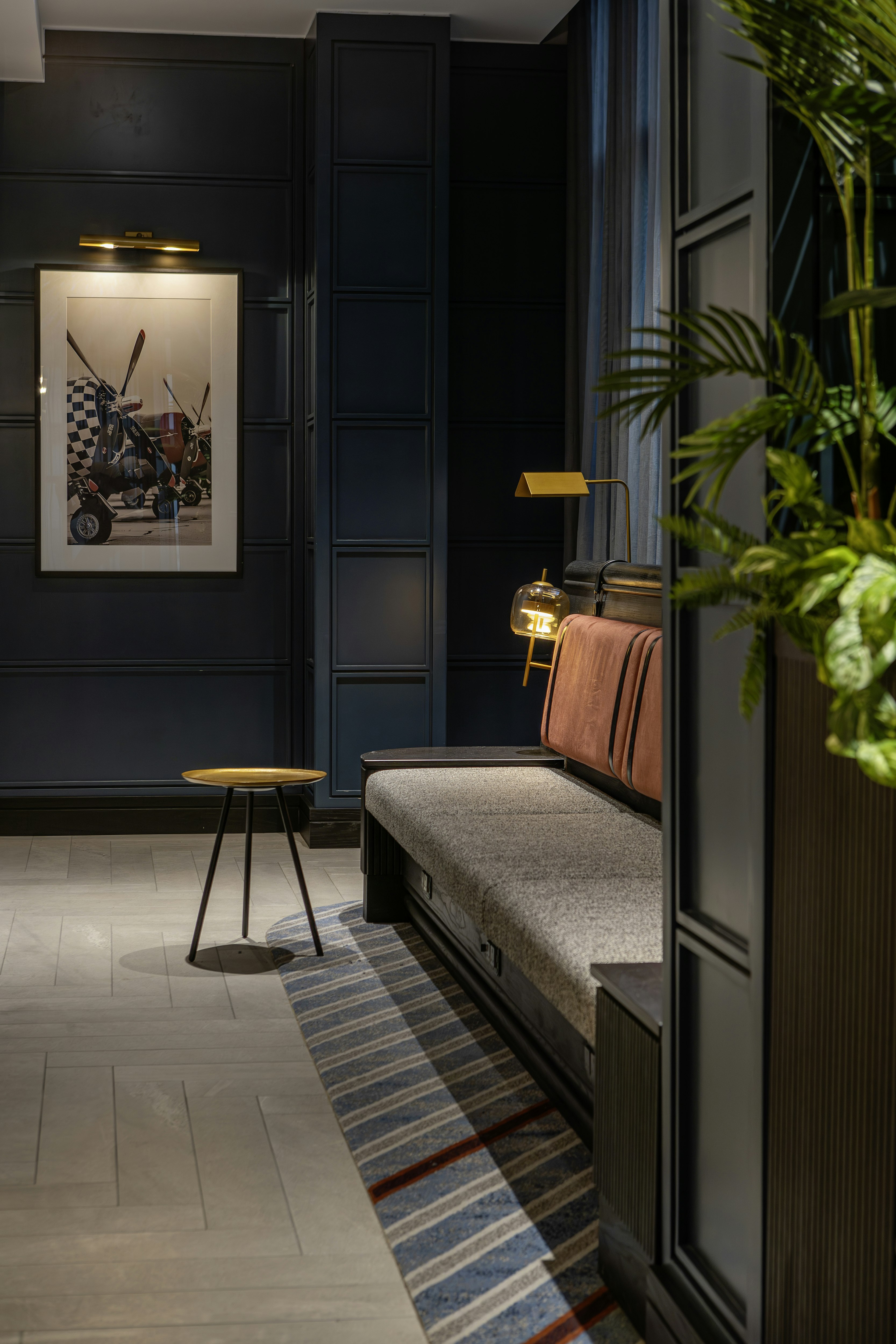 Legend Hotel Lagos Airport Curio Collection By Hilton 12/81