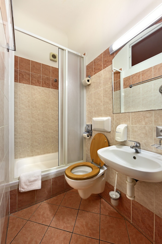 Hotel Golden City Garni 21/55