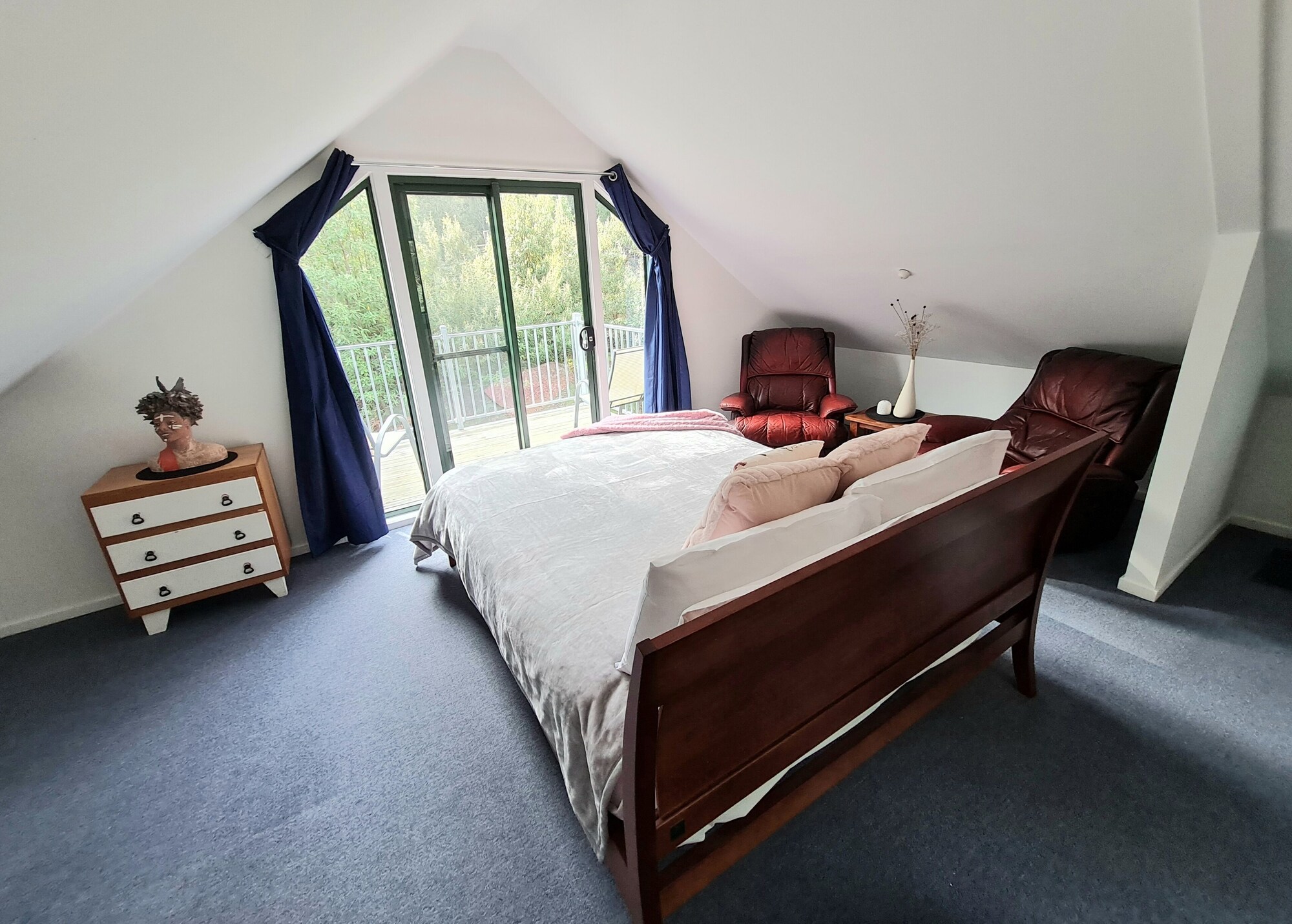 2 Bedrooms, Family, House, 2 Queen Beds, Mountain View, Accessible