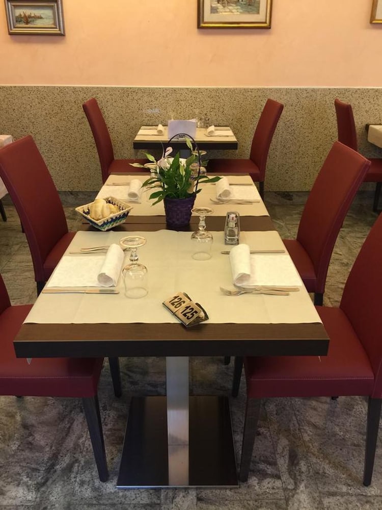 Hotel Ragno D'oro 32/49