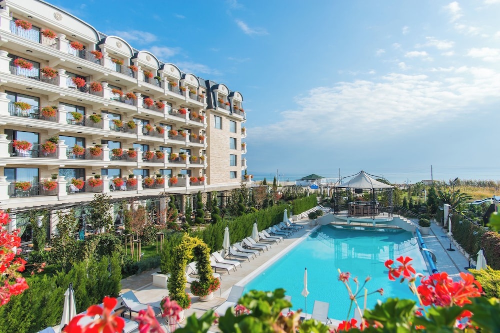 Casa di Fiore SPA and Medical Hotel 1/50