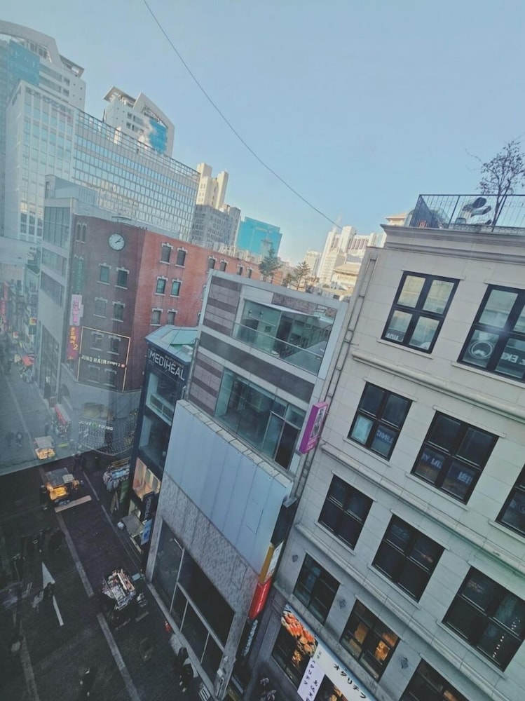 Ekonomy Hotel Myeongdong Premier 7/48
