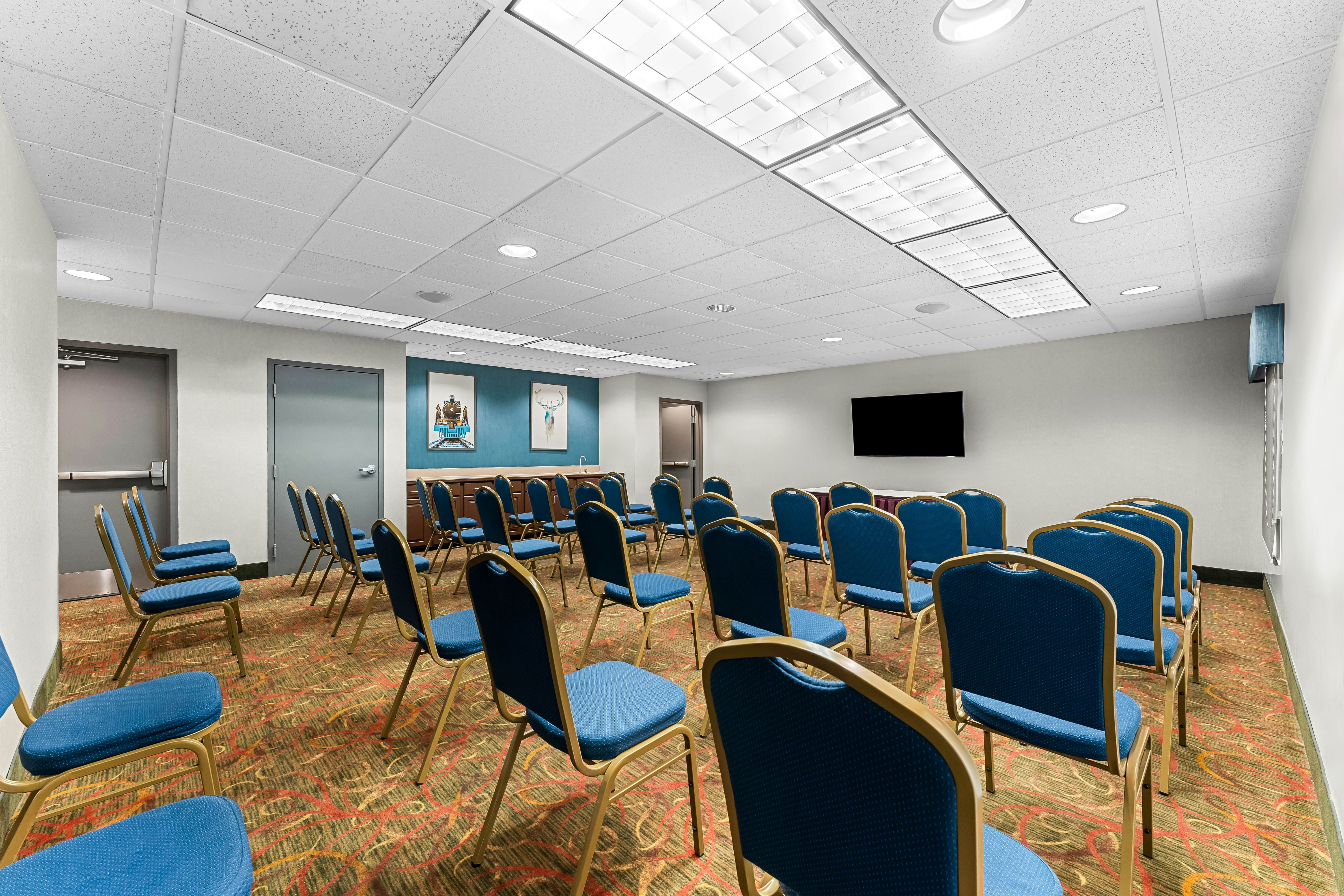 Hampton Inn Stroudsburg Poconos 38/45