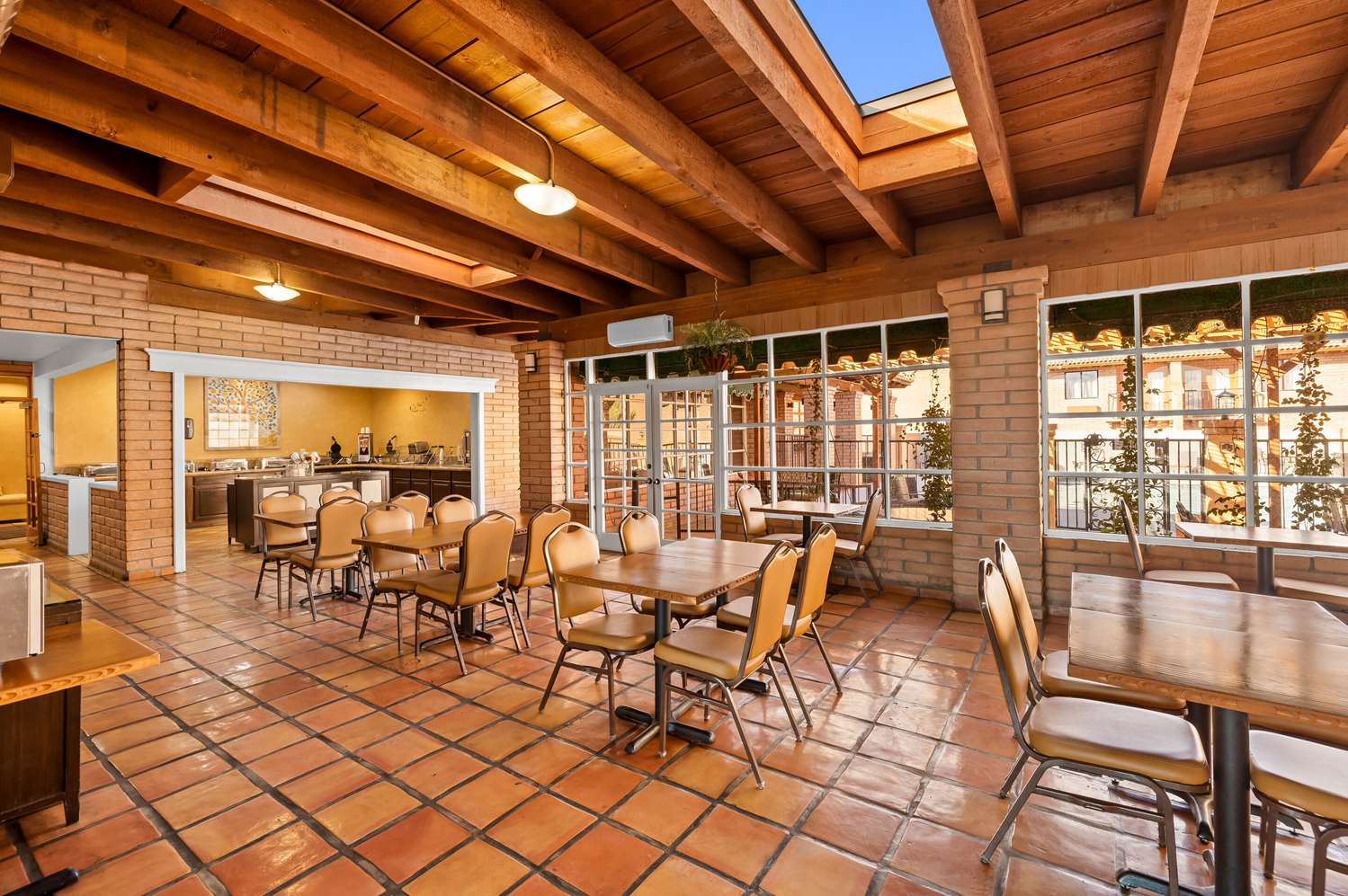 Clarion Inn Sierra Vista near Ft Huachuca 27/42