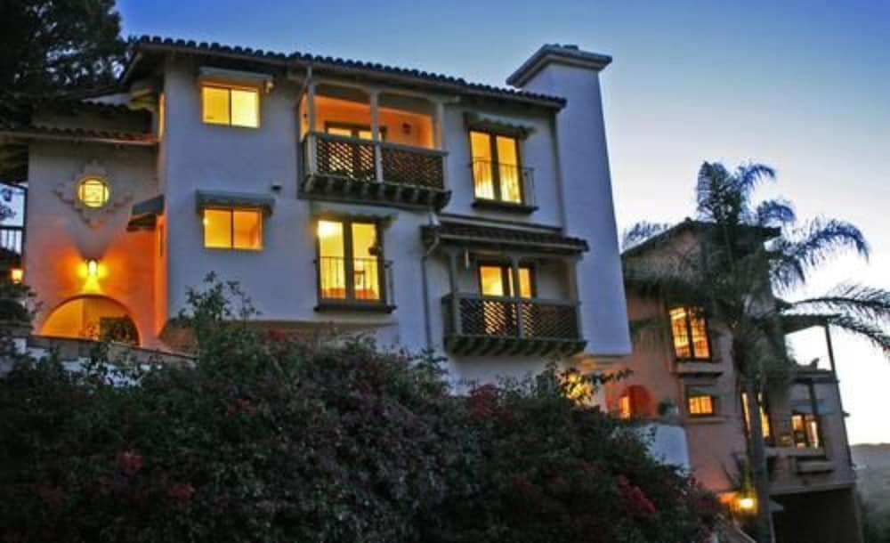 Topanga Canyon Inn Bed and Breakfast 1/49