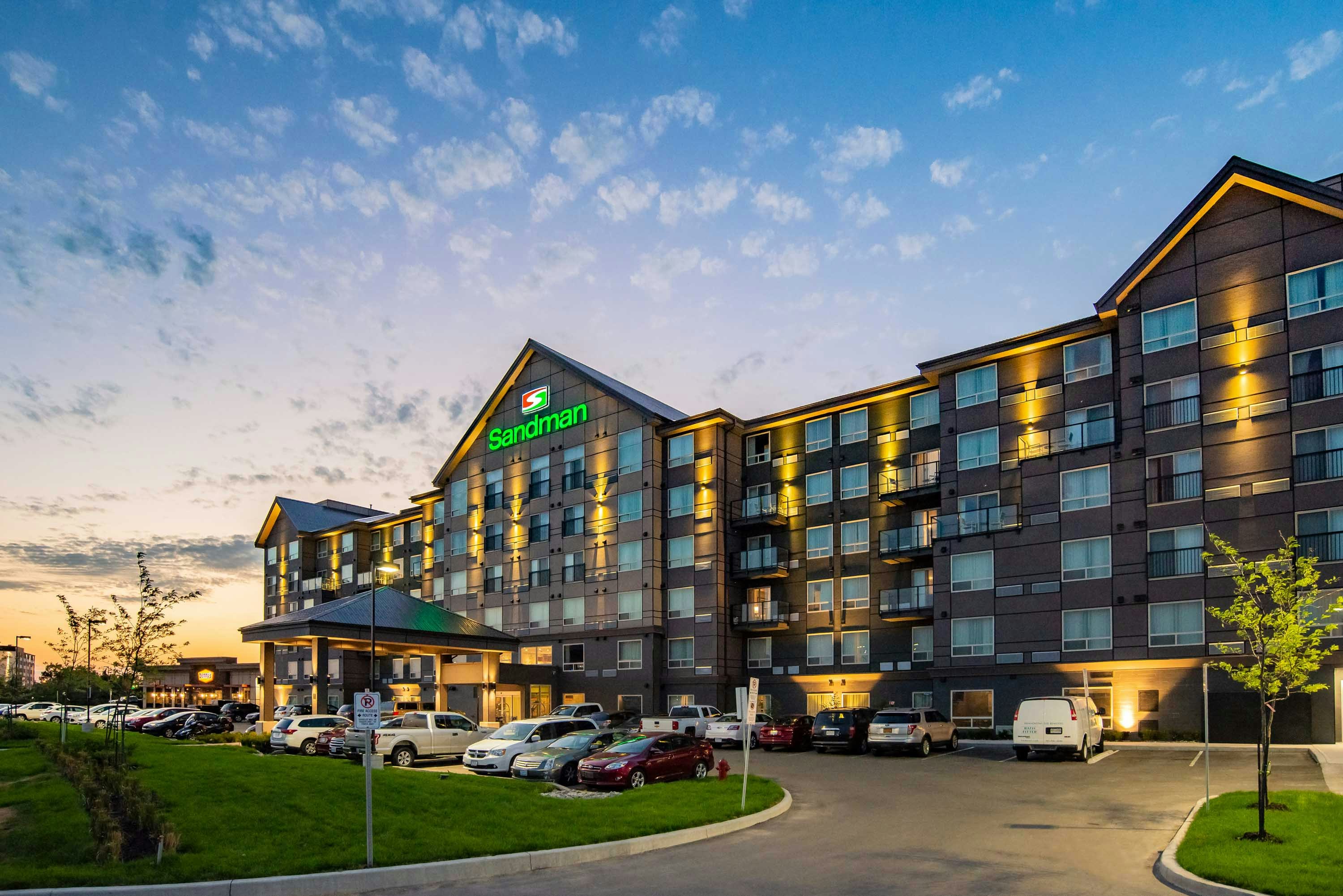 Sandman Hotel Hamilton 4/51