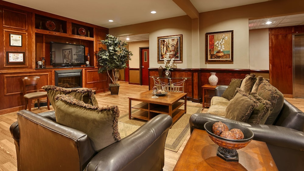 Best Western Plus Circle Inn 19/30