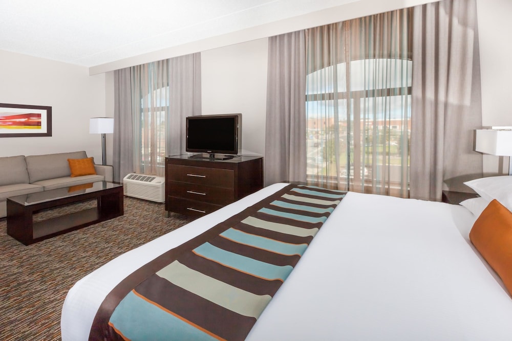 Wingate by Wyndham Sylvania/Toledo 15/56