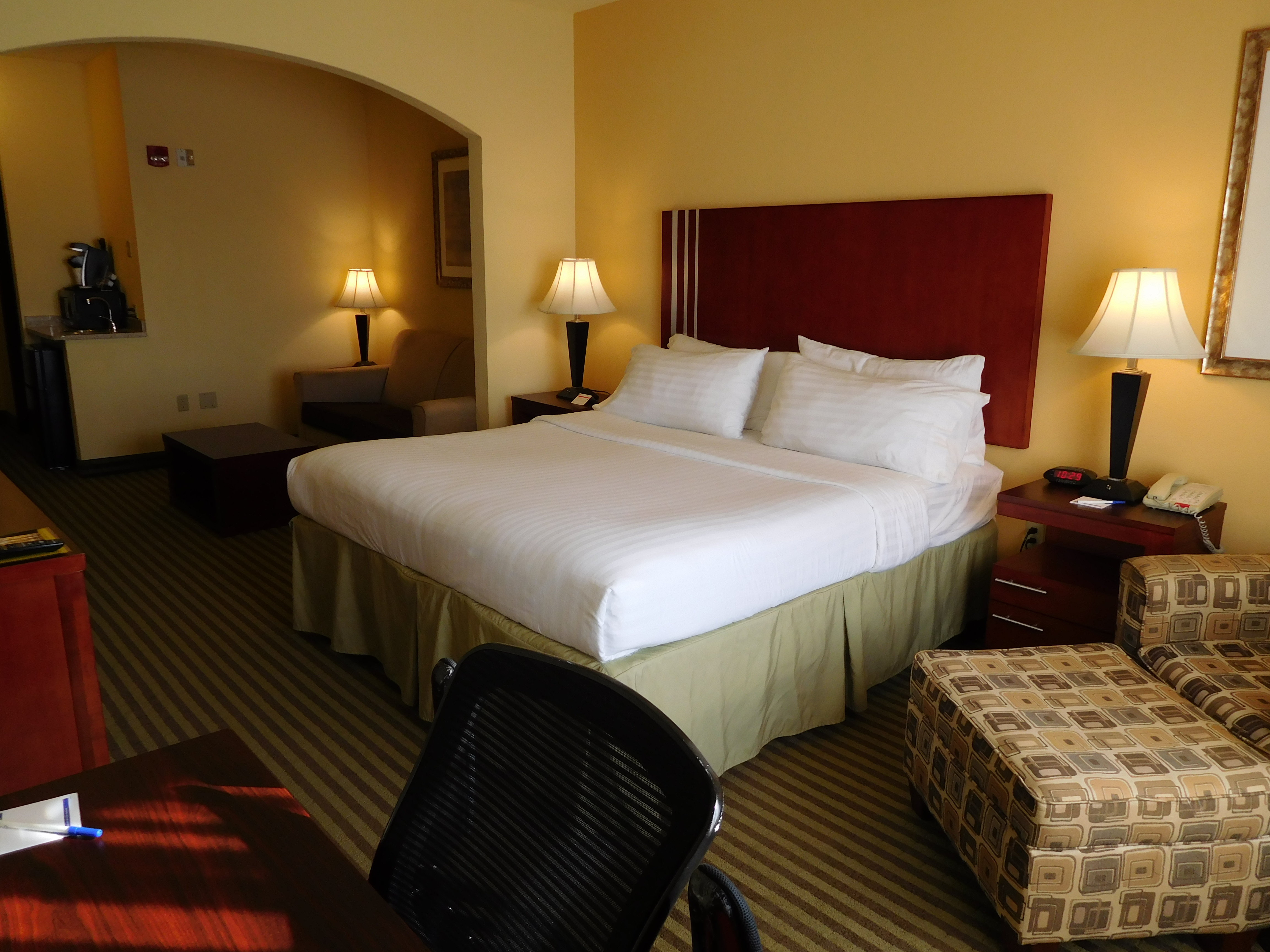 Holiday Inn Express Hotel And Suites Ponca City 17/50