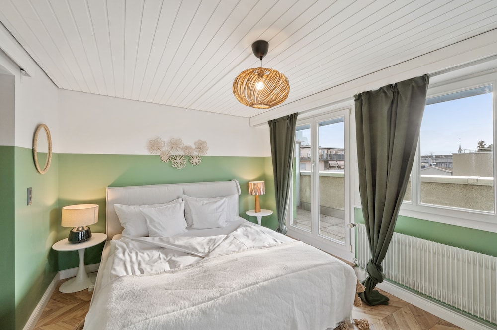 Becozy Self Check-in & Pop-up Hotel 15/52