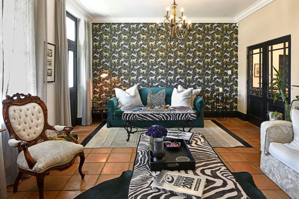 Ashbourne House Guest House 66/93