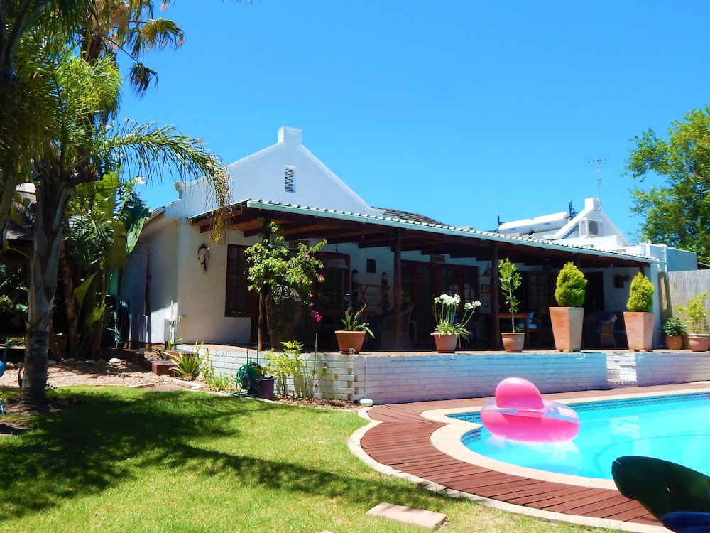 Khashamongo Guesthouse 40/50