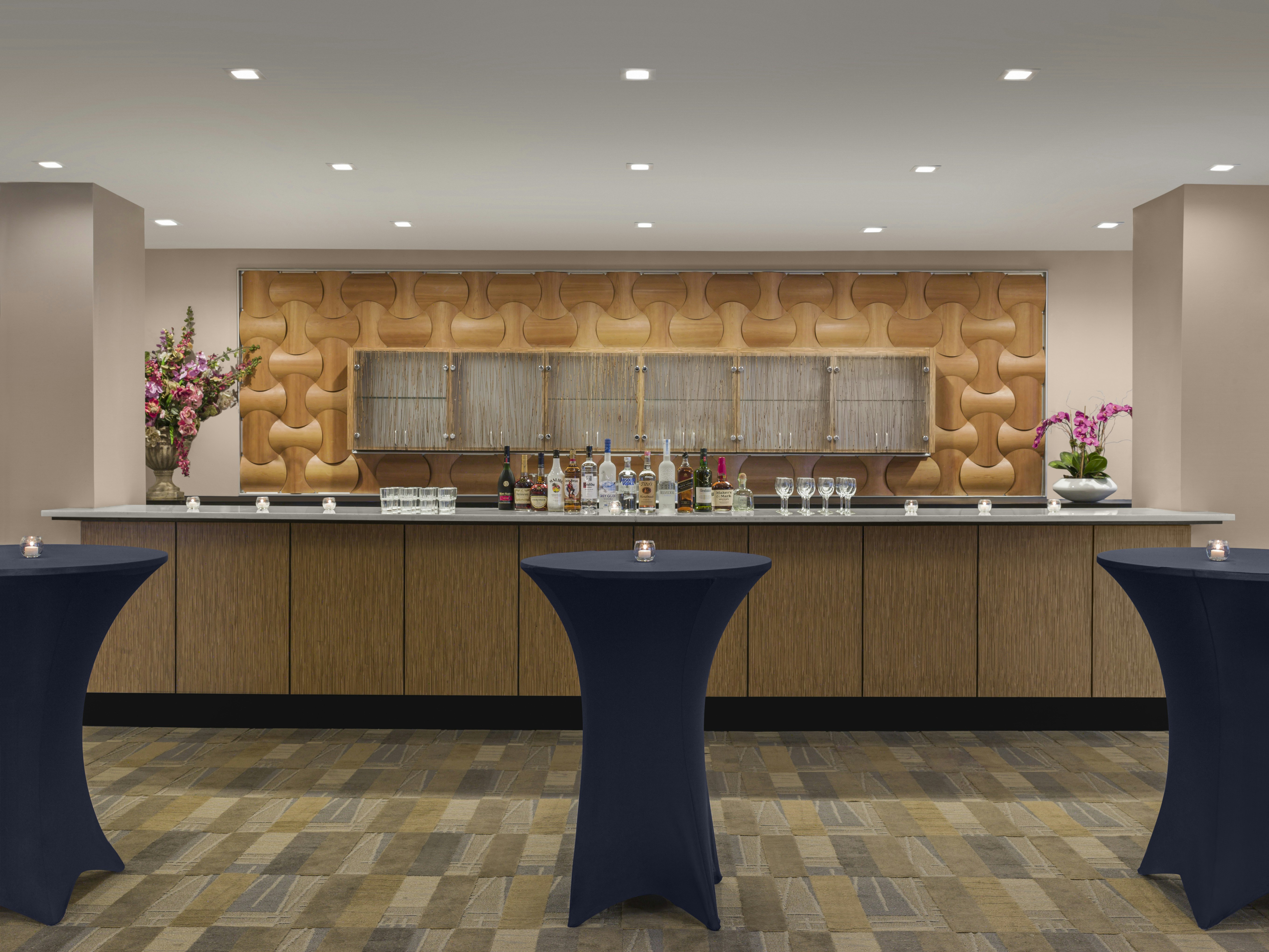 Lobby at DoubleTree by Hilton Hotel Fort Lee - George Washington Bridge, FORT LEE - NJ