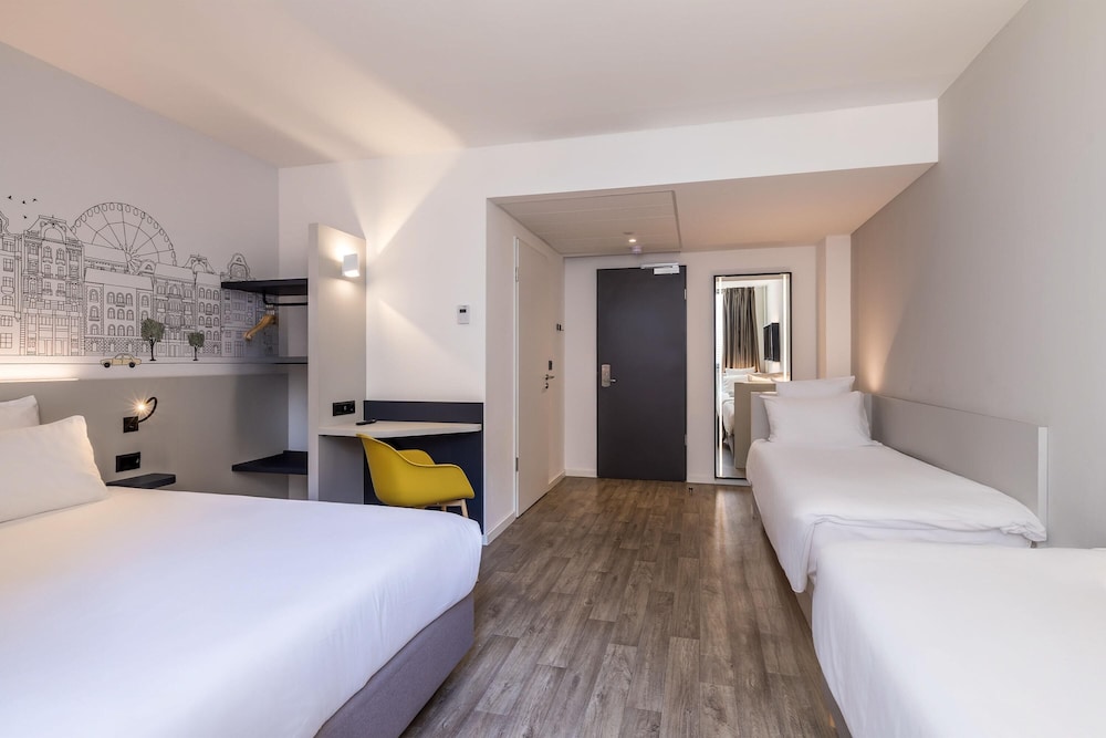 Standard, Quadruple, Queen and Twin Beds