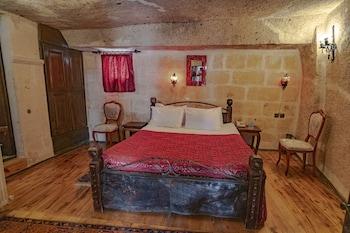 Cave, Suite