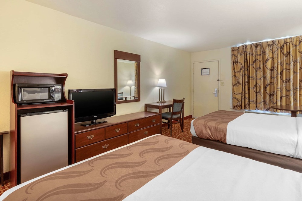 Quality Inn At Town Center 9/34