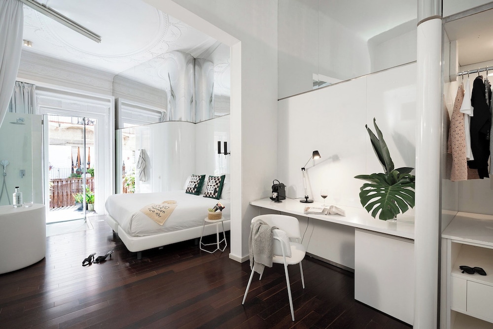 chic&basic Born Boutique Hotel 37/39